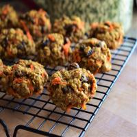 Healthier Carrot Oatmeal Cookies image