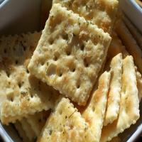 Garlic Flavored Saltine Crackers image