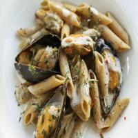 Mussels with Penne Pasta_image