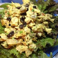 Curry Chicken Salad with Grapes_image