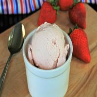 Keto No-Churn Strawberry Ice Cream image