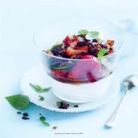 Strawberries With Balsamic Toffee_image