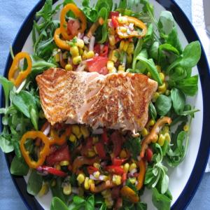 Fragrant Salmon and Sesame Corn Salad_image