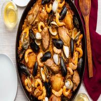 Grilled Paella Mixta (Mixed Paella With Chicken and Seafood) Recipe_image