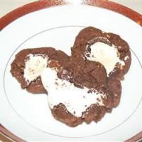 Surprisingly Not-Too-Bad for You Chocolate-Marshmallow Cookies_image