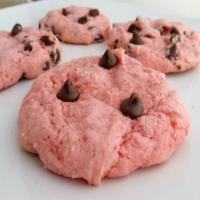 Strawberry Chocolate Chip Cake Mix Cookies Recipe_image