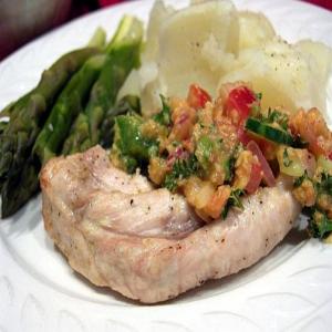 Grilled Chicken Breasts With Gazpacho Salsa_image