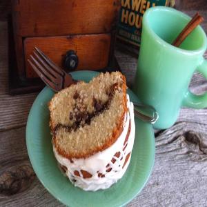 CINNAMON SWIRL SOUR CREAM COFFEE CAKE_image