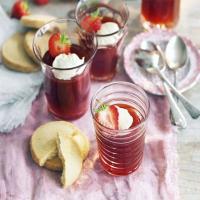 Strawberry & Pimm's jelly image