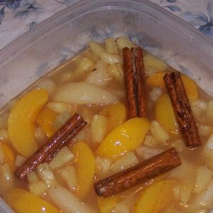 Hot or Cold Spiced Fruits_image