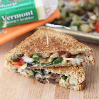 Roasted Veggie Grilled Cheese_image