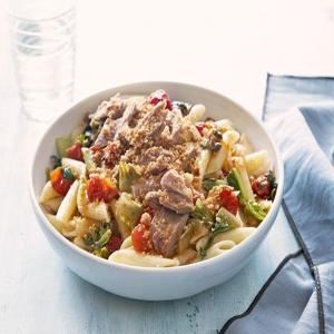 Penne with Tuna and Wilted Romaine_image