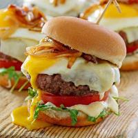 Best Egg Burger Recipe with Caramelized Onions_image