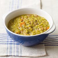 Split pea soup with Canadian bacon_image