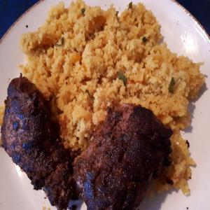 Moroccan-Spiced Pork Chops & Fruity Couscous_image