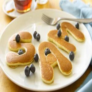 Easy Alphabet Pancakes_image