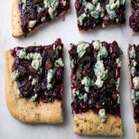 Black Grape, Blue Cheese and Thyme Flatbread_image