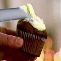 Gingerbread Cupcakes with Orange Icing_image