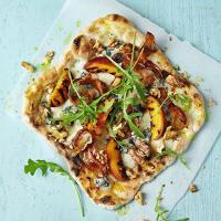 Blue cheese & pancetta pizza with grilled peaches image