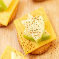 Apple & Cheese Snacks image