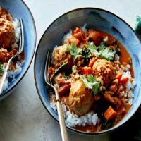 African Peanut Stew with Chicken Meatballs_image