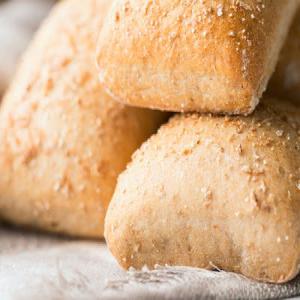 Traditional Amish White Bread_image