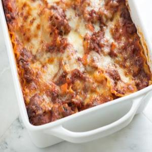 Cheesy Sausage and Beef Lasagna Recipe_image