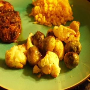 Roasted Brussels Sprouts and Cauliflower_image