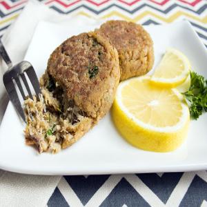 Sweet and Spicy Crab Cakes Recipe - (4.7/5)_image