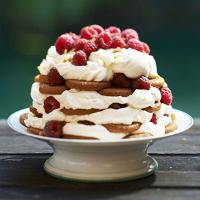 Easy raspberry & ginger trifle cheesecake image