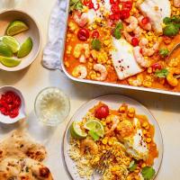 Curried corn with cod & prawns image