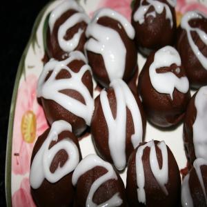 Luscious Chocolate Truffles image