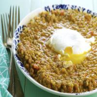 Poached Eggs With Slow Cooked Spicy Lentils_image