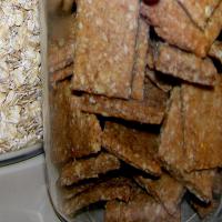 Low-Sodium Whole-Grain Crackers_image