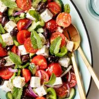 Best Salad Recipes: Easy Greek Salad_image