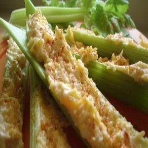 Cheddar-Stuffed Celery image
