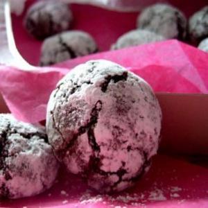 Chocolate truffle cookies image