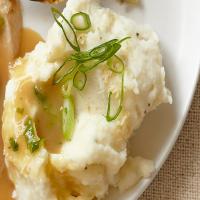 Mashed Potatoes With Horseradish and Scallions image