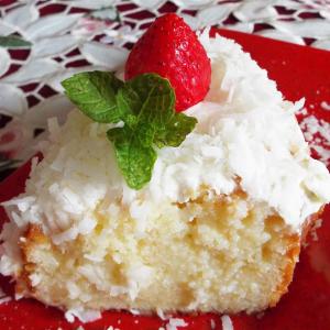 Coconut Cream Cake I_image