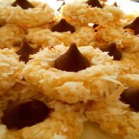 Macaroon Kiss Cookies Recipe Recipe - (4.6/5) image