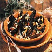 Mussels with Pernod and Cream image