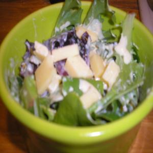 Green Salad With Cheese_image