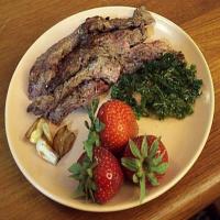 Romanian Skirt Steak With Golden Garlic and Fried Parsley_image