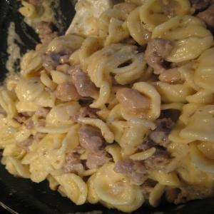Orecchiette With Sausage, Beans, and Mascarpone_image