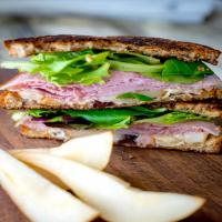 Blue Cheese-Ham Sandwich_image