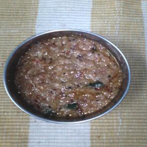 Tampered Onion Tomato and Mint Chutney image
