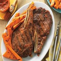 Spicy Ribeye Steaks with Ginger-Orange Grilled Carrots_image