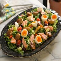 Cold-Poached Salmon Nicoise Salad with Crispy Potatoes image