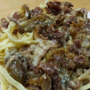 Fresh Fig and Prosciutto Pasta Sauce image