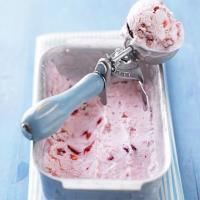 Strawberry frozen yogurt_image